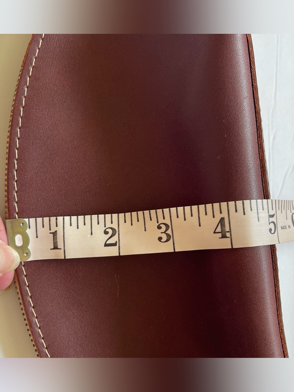 Portland Leather Brown Eclipse Makeup Bag Half-Moon Zip Cosmetic Pouch - Picture 12 of 13